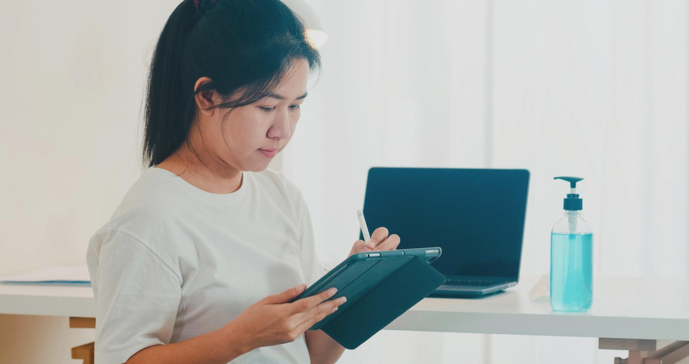 Praxisnahes Arbeiten mit Inhalten im Online-Kurs